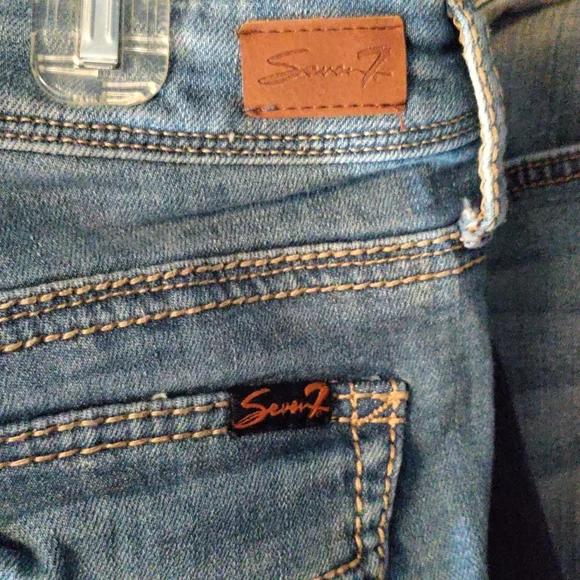 Seven 7 women's size 12 distressed bootcut jeans - Picture 3 of 5